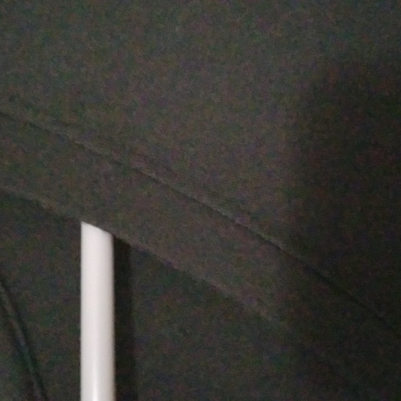 ⭐5/$20⭐ v neck tee - Picture 5 of 5